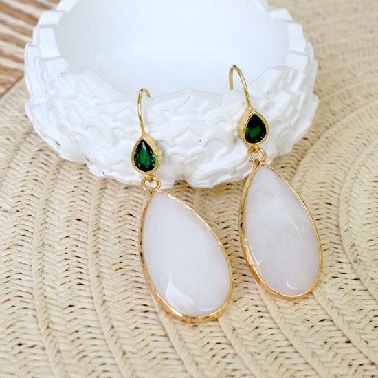 Σκουλαρίκια με ημιπολύτιμες πέτρες νεφρίτη ιβουάρ